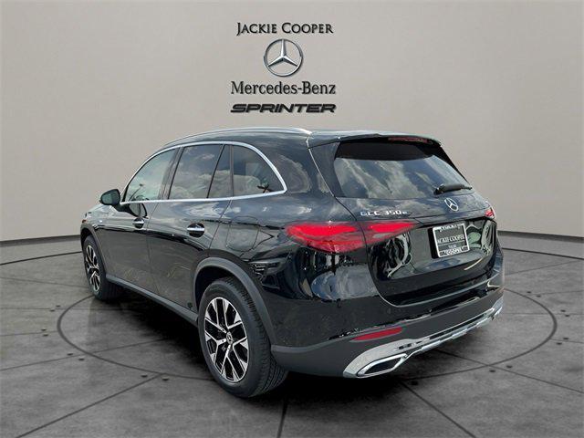 new 2025 Mercedes-Benz GLC 350e car, priced at $61,700