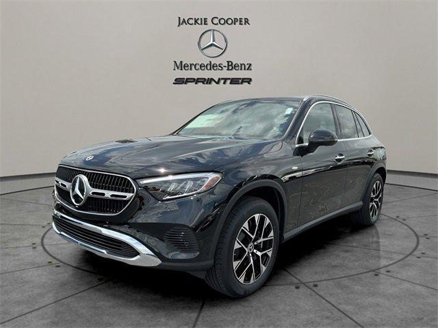 new 2025 Mercedes-Benz GLC 350e car, priced at $61,700