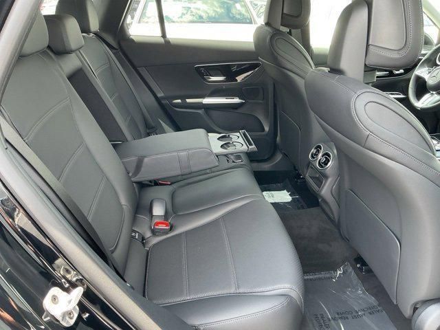new 2025 Mercedes-Benz GLC 350e car, priced at $61,700