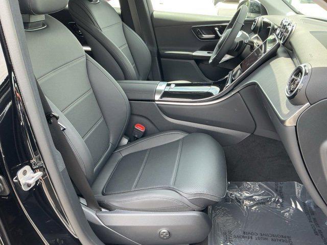 new 2025 Mercedes-Benz GLC 350e car, priced at $61,700