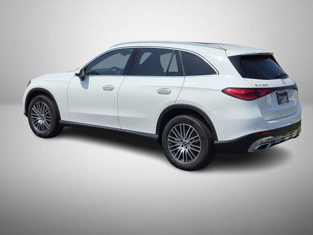 new 2025 Mercedes-Benz GLC 300 car, priced at $57,605