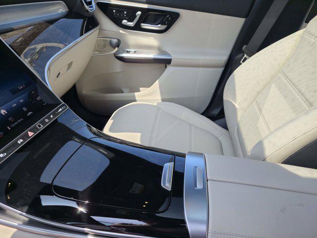 new 2025 Mercedes-Benz GLC 300 car, priced at $57,605