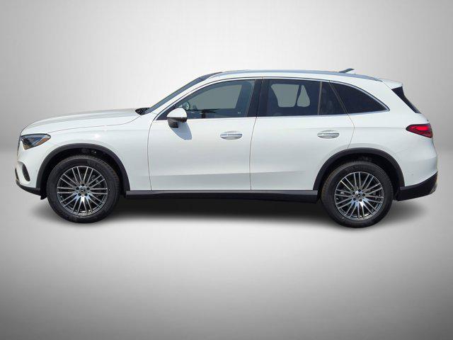 new 2025 Mercedes-Benz GLC 300 car, priced at $57,605