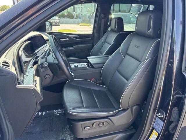 used 2023 Cadillac Escalade ESV car, priced at $76,291