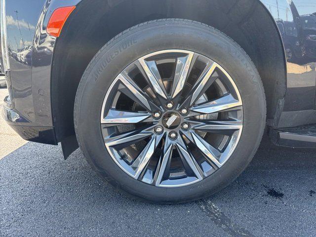 used 2023 Cadillac Escalade ESV car, priced at $76,291