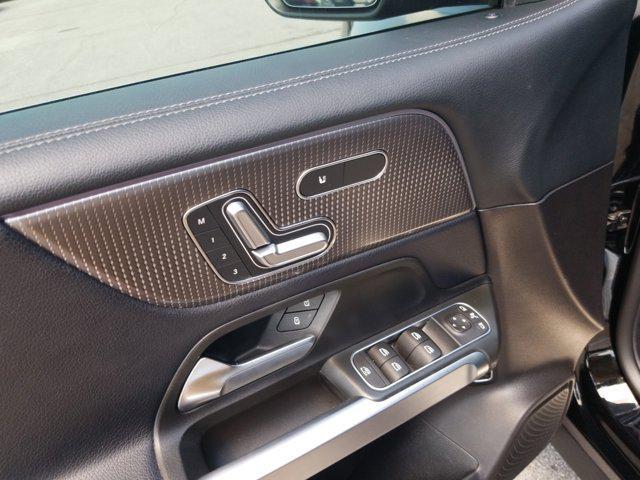 used 2020 Mercedes-Benz GLB 250 car
