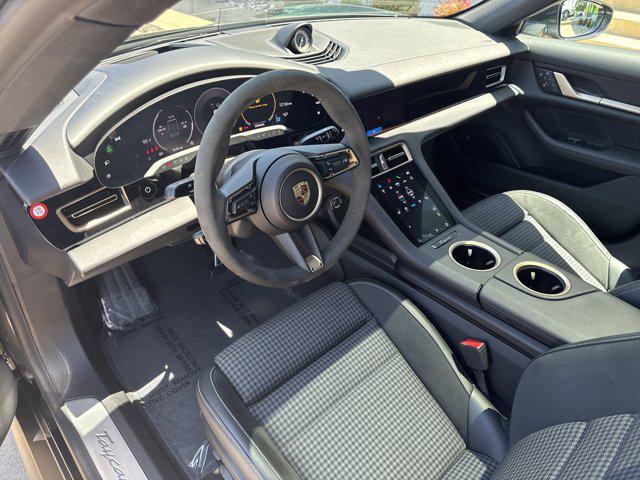 new 2025 Porsche Taycan car