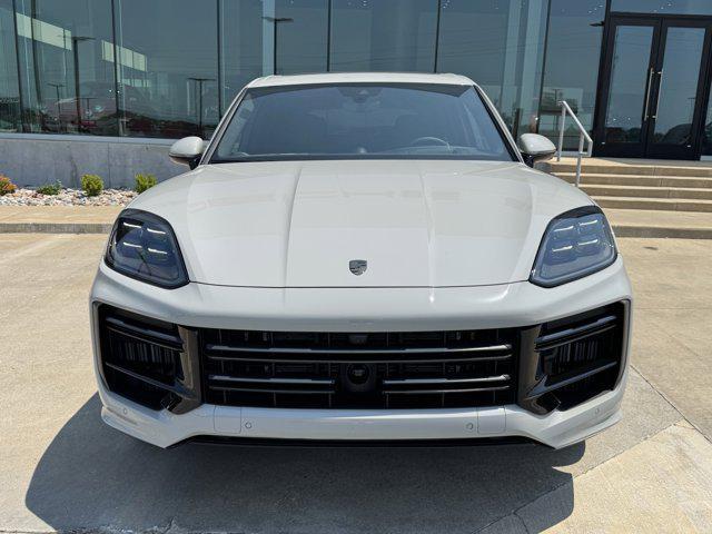 new 2025 Porsche Cayenne car