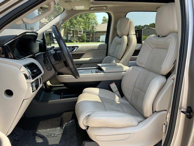 used 2020 Lincoln Navigator car, priced at $35,992