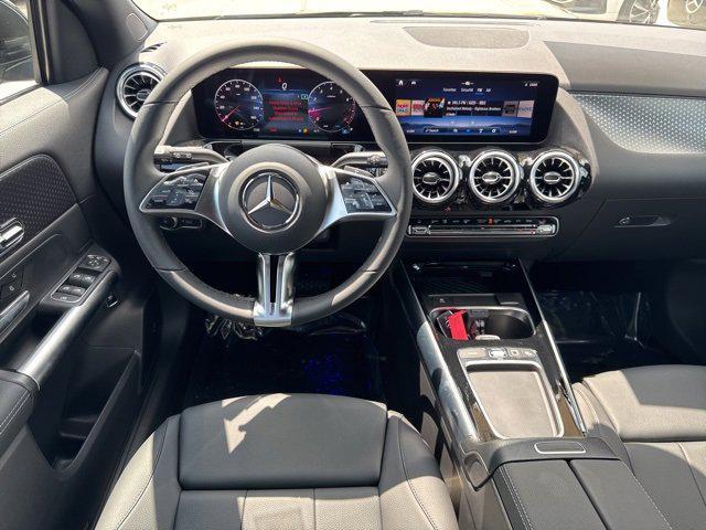 new 2025 Mercedes-Benz GLA 250 car, priced at $45,845