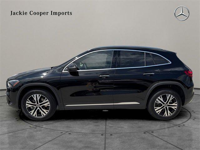new 2025 Mercedes-Benz GLA 250 car, priced at $45,845