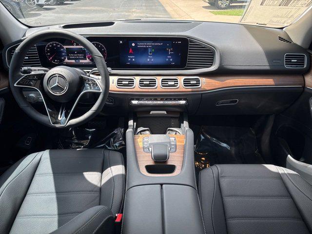 new 2025 Mercedes-Benz GLE 450 car, priced at $89,235