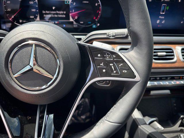 new 2025 Mercedes-Benz GLE 450 car, priced at $89,235