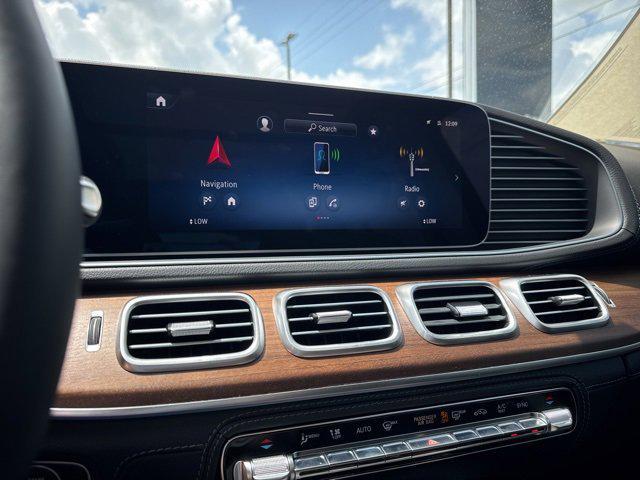 new 2025 Mercedes-Benz GLE 450 car, priced at $89,235