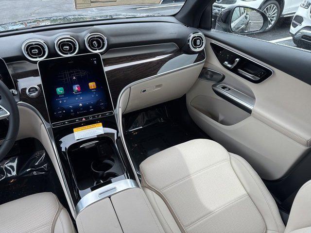 new 2025 Mercedes-Benz GLC 300 car, priced at $57,355