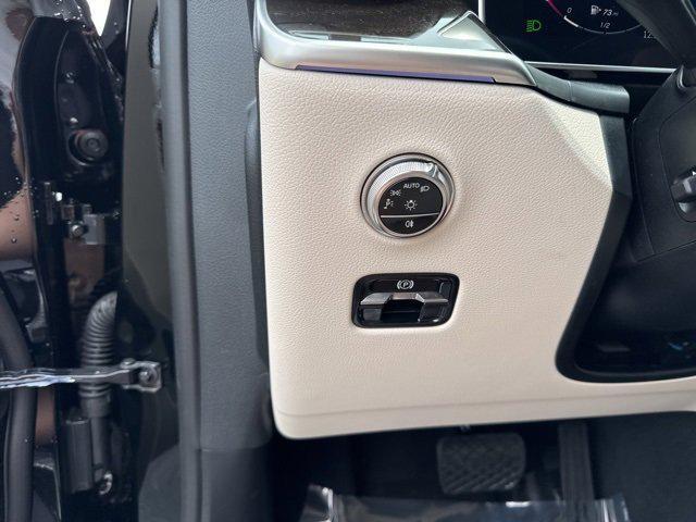new 2025 Mercedes-Benz GLC 300 car, priced at $57,355