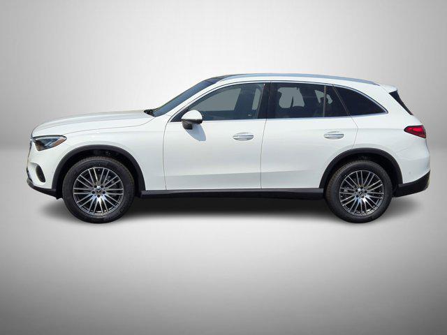 new 2025 Mercedes-Benz GLC 300 car, priced at $59,135