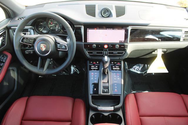 used 2025 Porsche Macan car