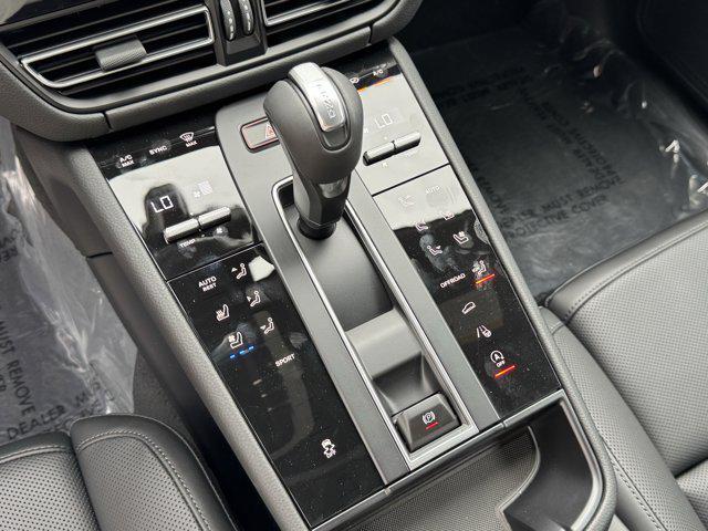 new 2025 Porsche Macan car