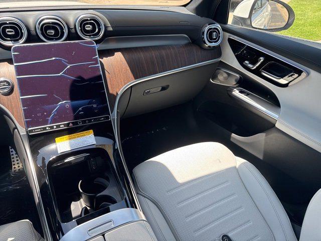 new 2025 Mercedes-Benz GLC 350e car, priced at $69,200
