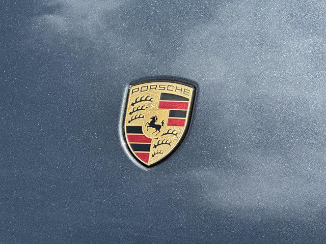 new 2025 Porsche Macan car
