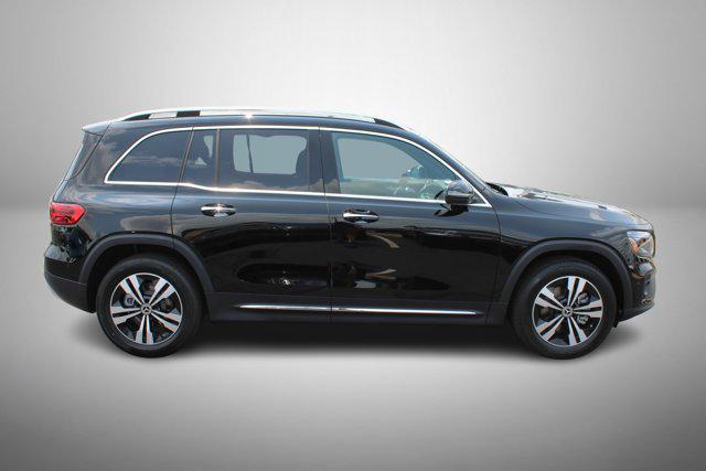 new 2025 Mercedes-Benz GLB 250 car, priced at $48,450