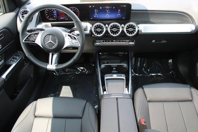 new 2025 Mercedes-Benz GLB 250 car, priced at $48,450
