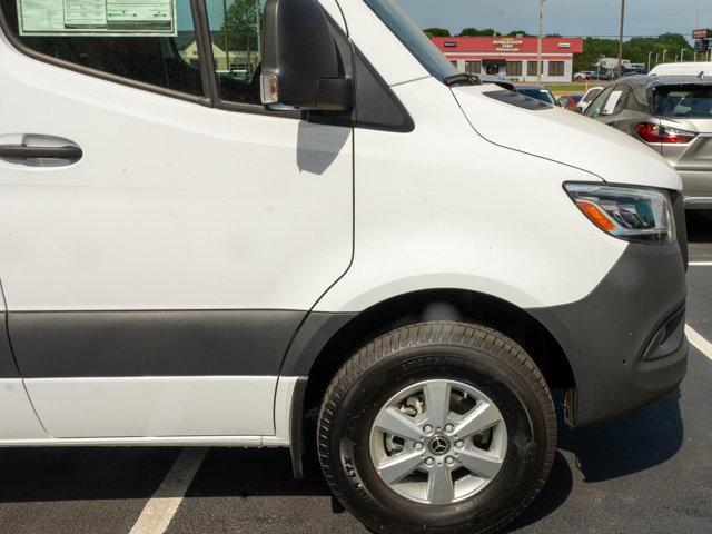 new 2024 Mercedes-Benz Sprinter 3500 car, priced at $77,047