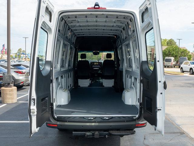 new 2024 Mercedes-Benz Sprinter 3500 car, priced at $77,047