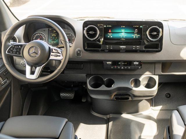 new 2024 Mercedes-Benz Sprinter 3500 car, priced at $77,047