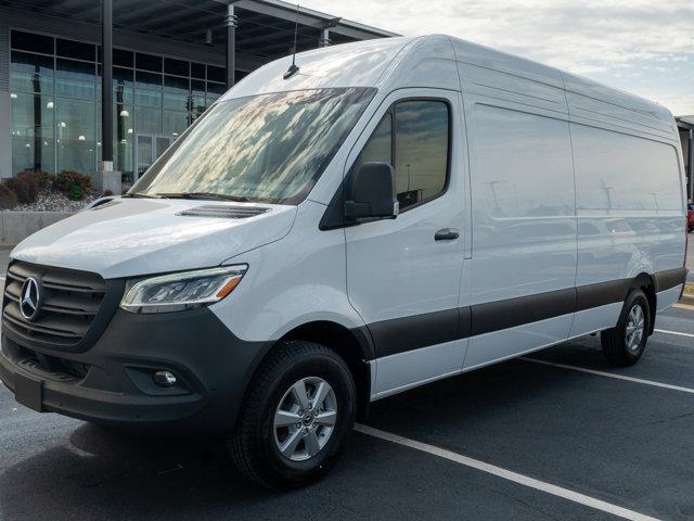 new 2024 Mercedes-Benz Sprinter 3500 car, priced at $77,047