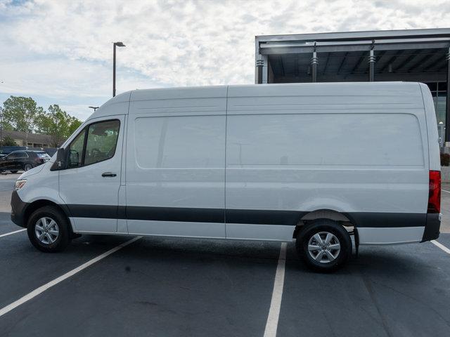new 2024 Mercedes-Benz Sprinter 3500 car, priced at $77,047