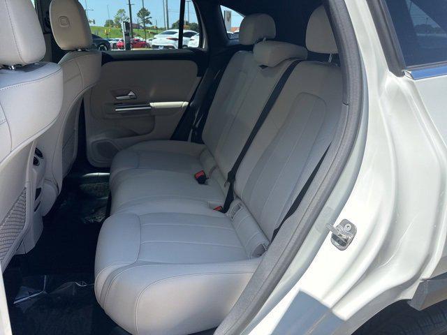 new 2026 Mercedes-Benz GLA 250 car, priced at $47,175