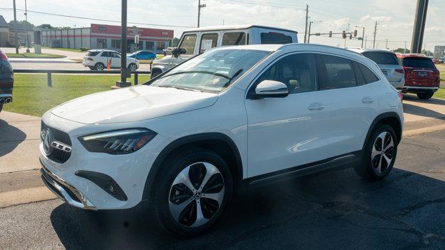 new 2025 Mercedes-Benz GLA 250 car, priced at $47,245