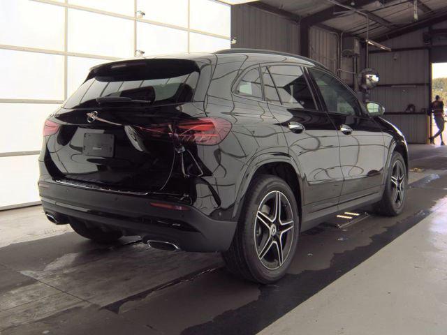 used 2024 Mercedes-Benz GLA 250 car, priced at $40,000