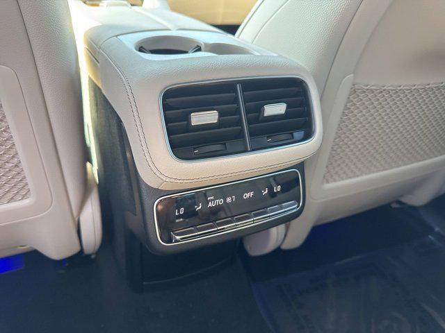 new 2025 Mercedes-Benz GLS 450 car, priced at $97,525