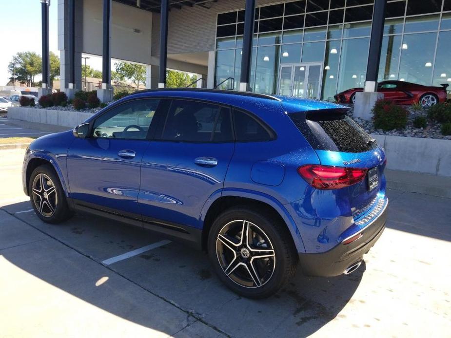 new 2024 Mercedes-Benz GLA 250 car, priced at $51,975