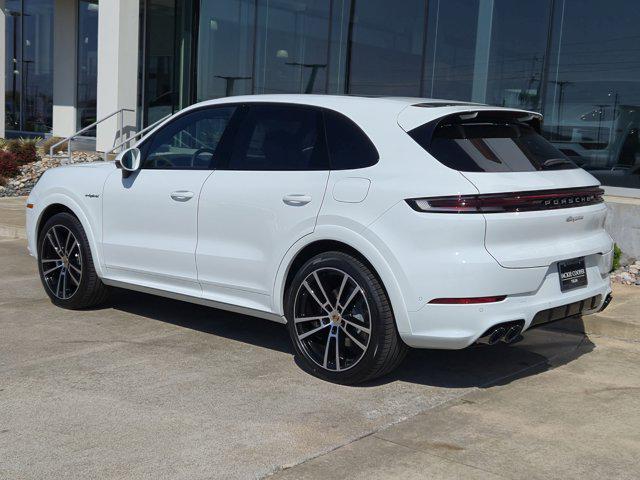 new 2025 Porsche Cayenne car