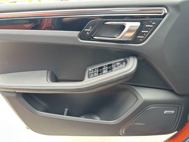 new 2025 Porsche Macan car