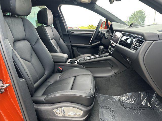 new 2025 Porsche Macan car