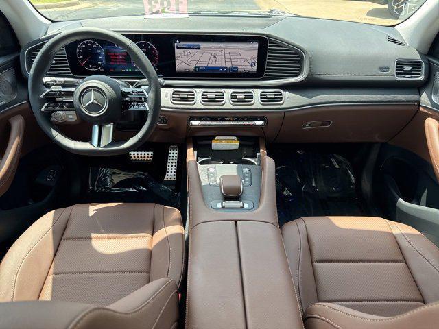new 2025 Mercedes-Benz GLS 450 car, priced at $96,145