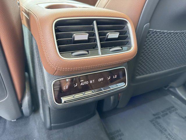 new 2025 Mercedes-Benz GLS 450 car, priced at $96,145