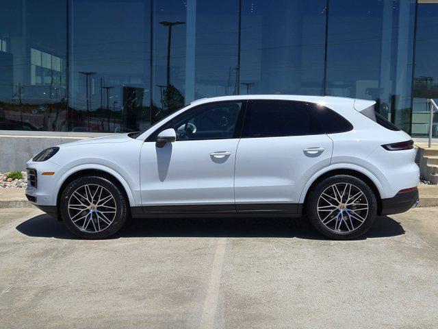 new 2025 Porsche Cayenne car