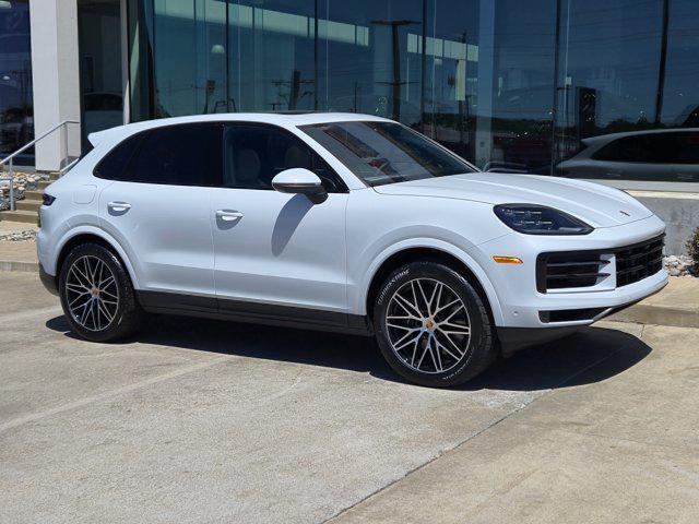 new 2025 Porsche Cayenne car