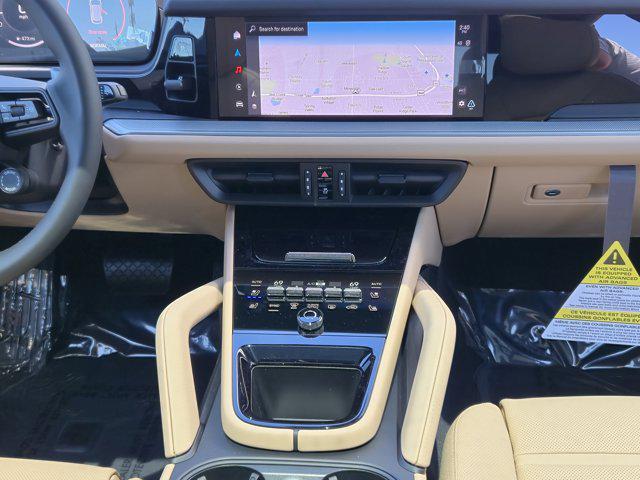 new 2025 Porsche Cayenne car