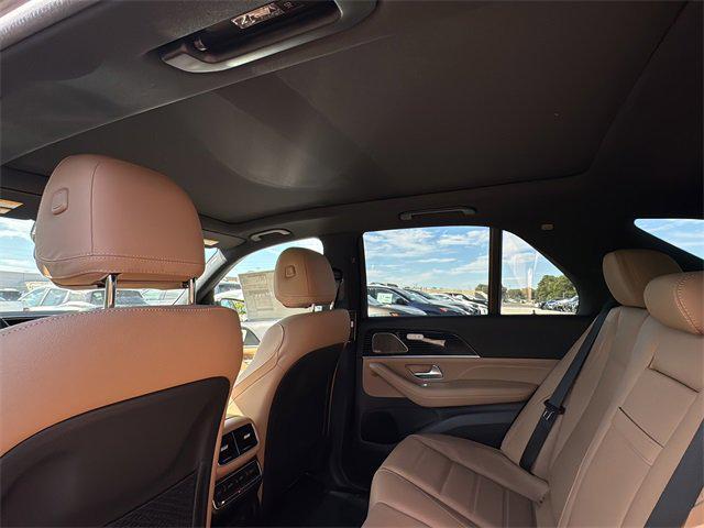 new 2026 Mercedes-Benz GLE 450 car, priced at $85,945