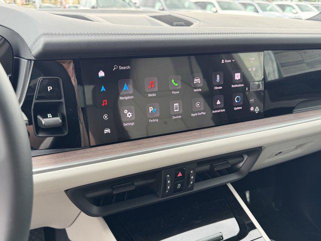 new 2025 Porsche Cayenne car
