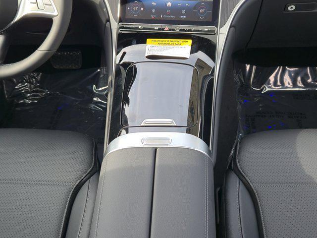 new 2025 Mercedes-Benz GLC 300 car, priced at $60,305