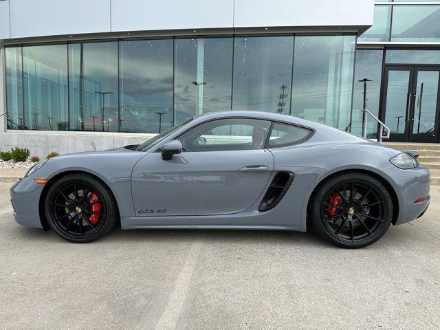 new 2025 Porsche 718 Cayman car