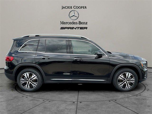 new 2025 Mercedes-Benz GLB 250 car, priced at $48,645